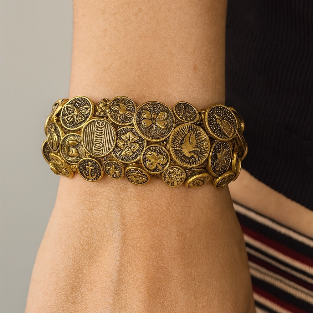 Vintage Antique Brass Antique Gold Button Stretch Bracelet